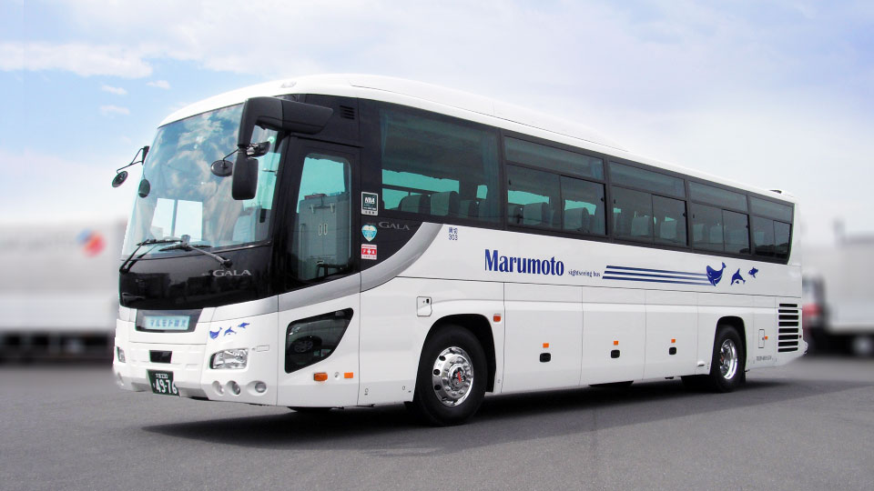 56人乗り大型バス「マリングランデ56」をもっと詳しく